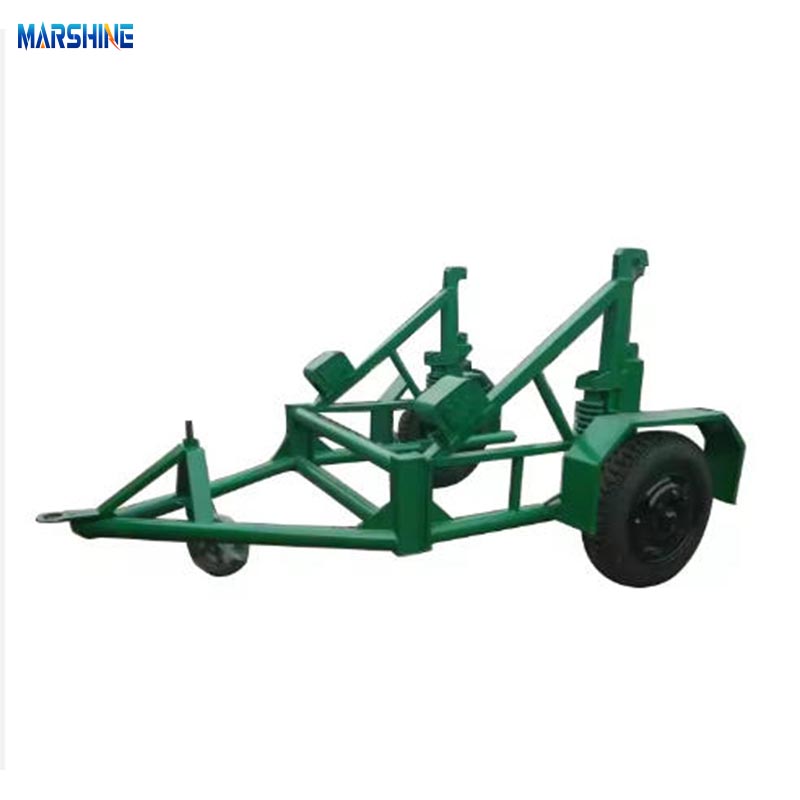 Welke stappen er nodig zijn bij het laden van kabeltrommels op een aanhangwagen